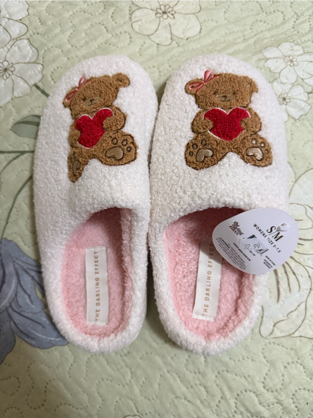 Cozy Bear Heart Women's Slip-On Slippers in Cream and Pink